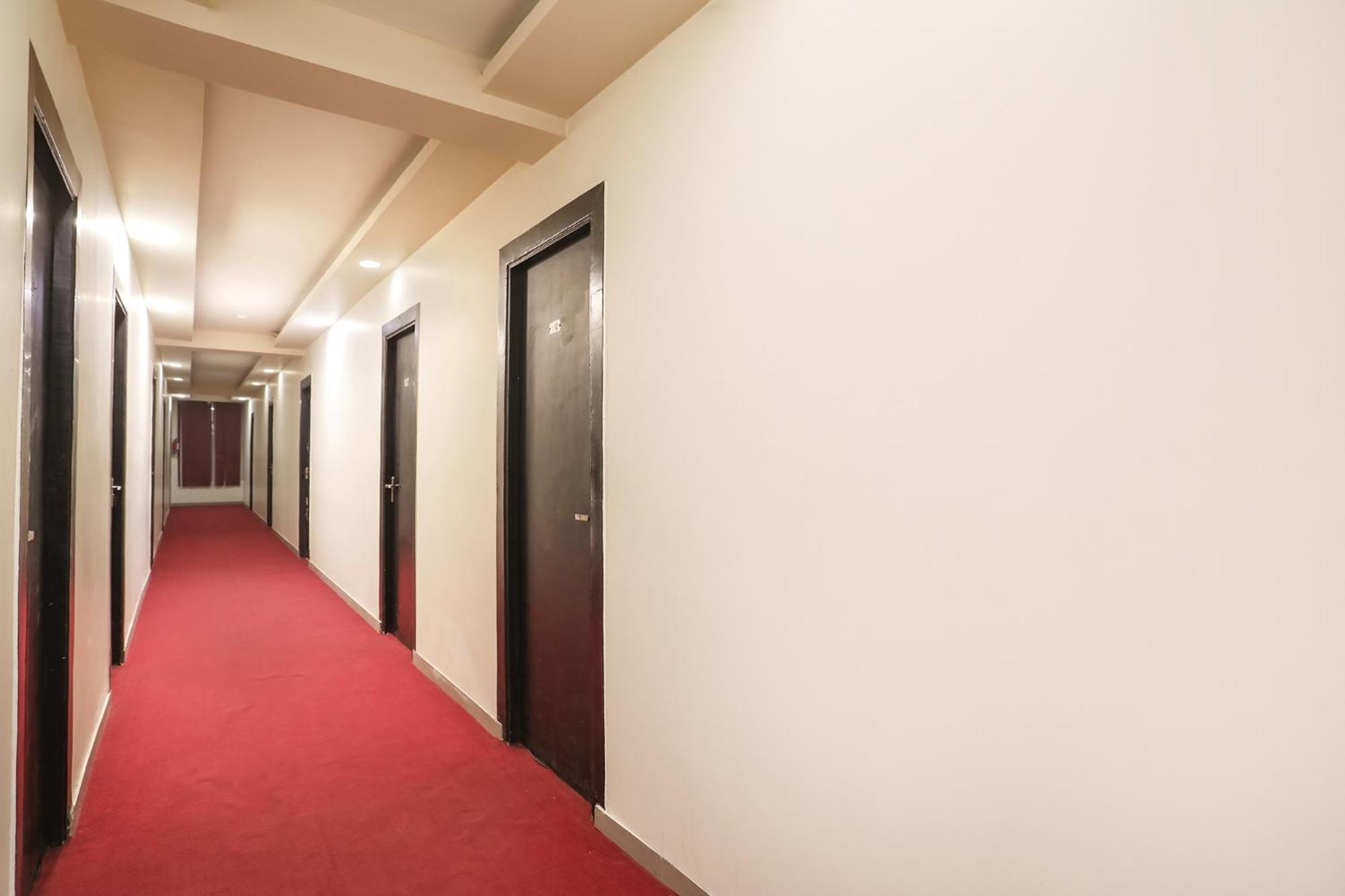 Fabhotel The Diamond Gáziábád Kültér fotó