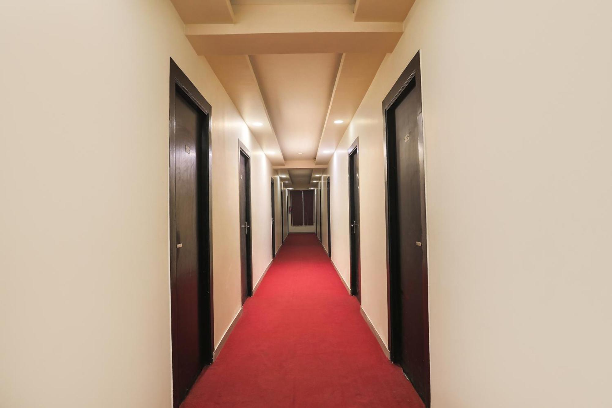 Fabhotel The Diamond Gáziábád Kültér fotó